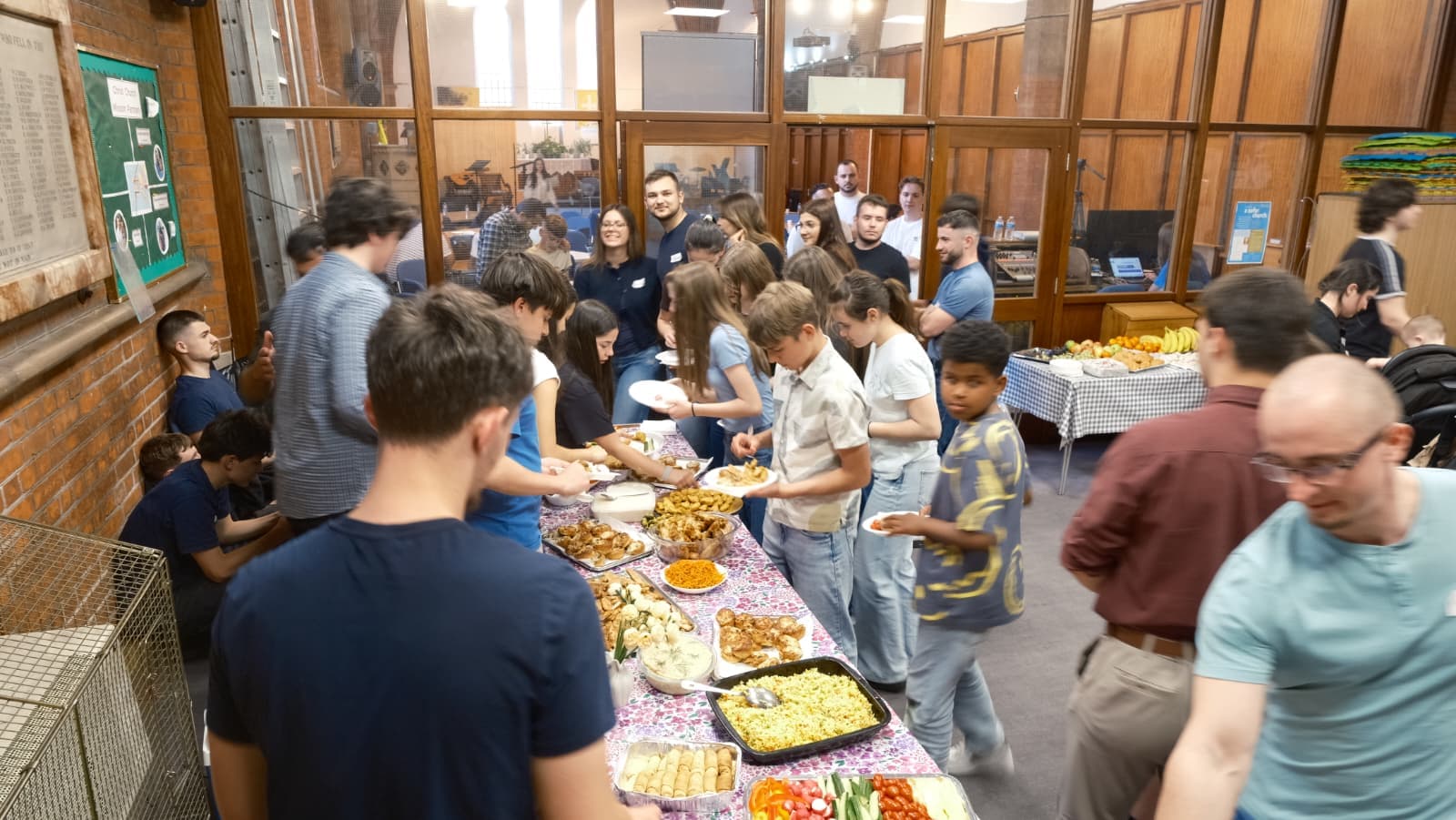 Masa împreună